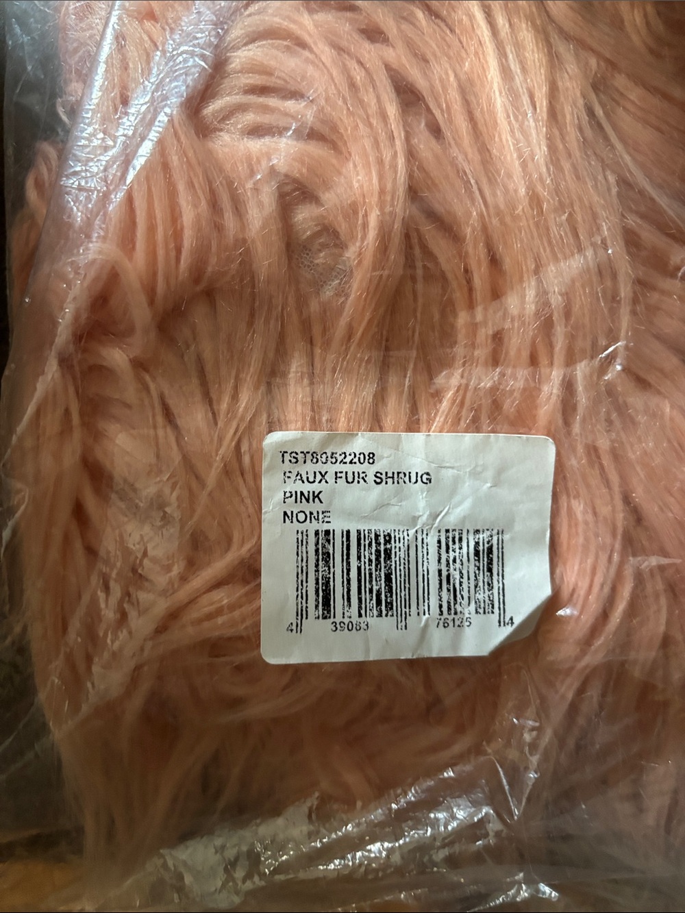 SAACHI Faux Fur Shrug in Pink Blush